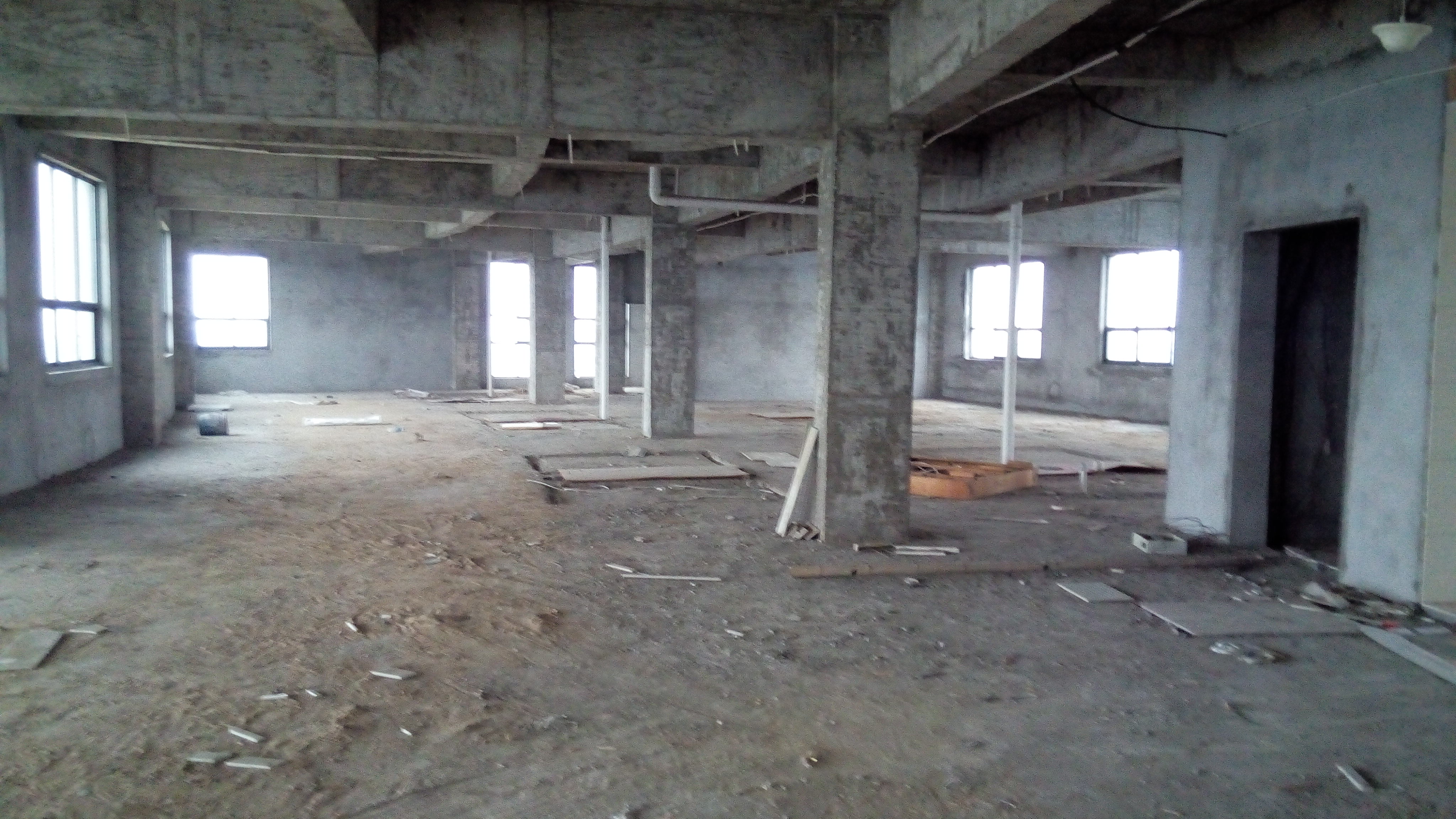 六安工业园综合楼内部